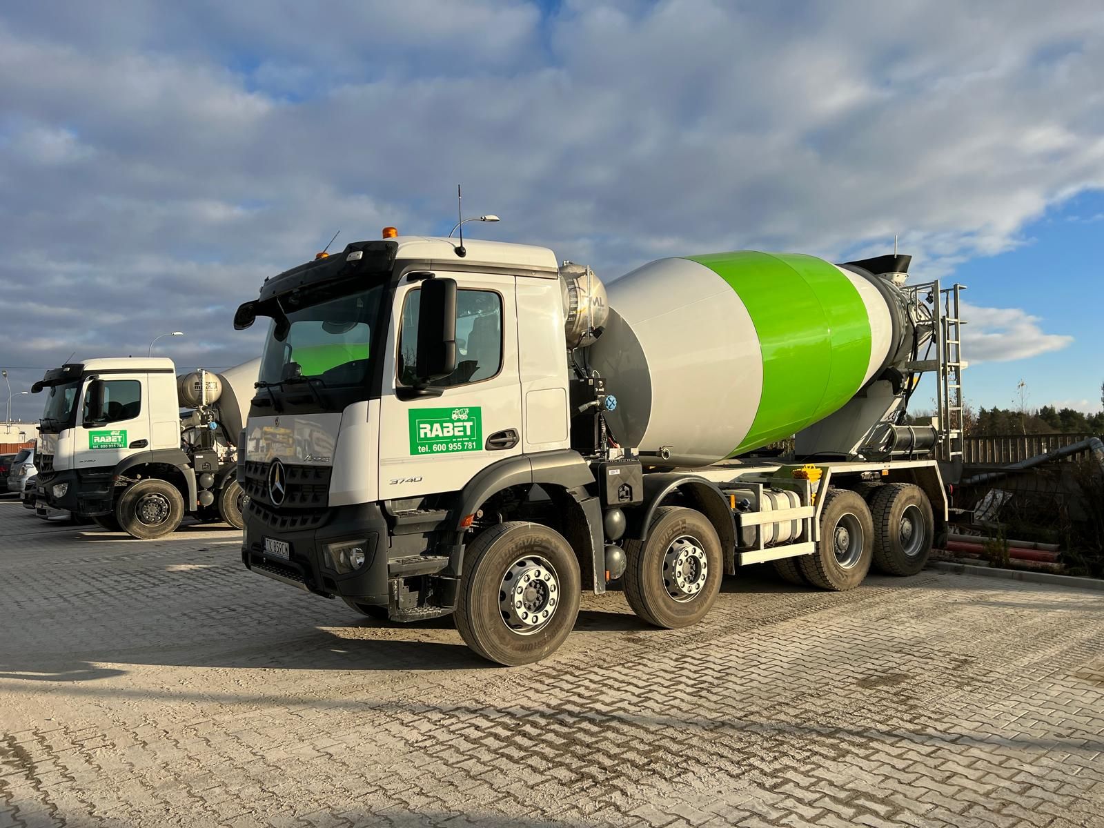 Beton zbrojony włóknami – nowoczesne rozwiązania konstrukcyjne 